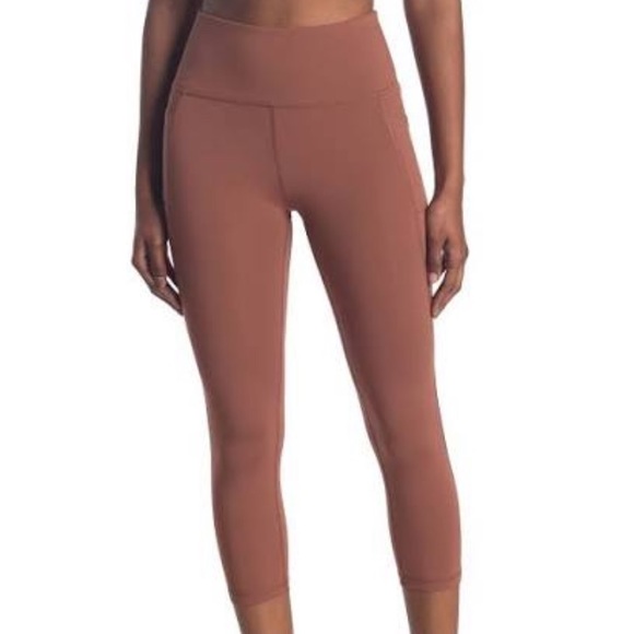X By Gottex Studio Peach Skin Capri 